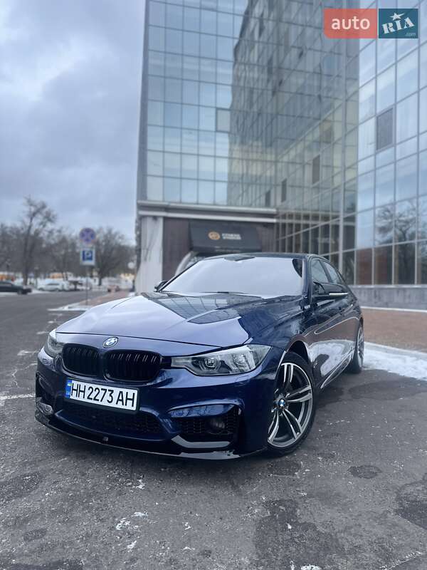 Седан BMW 3 Series 2015 в Одессе