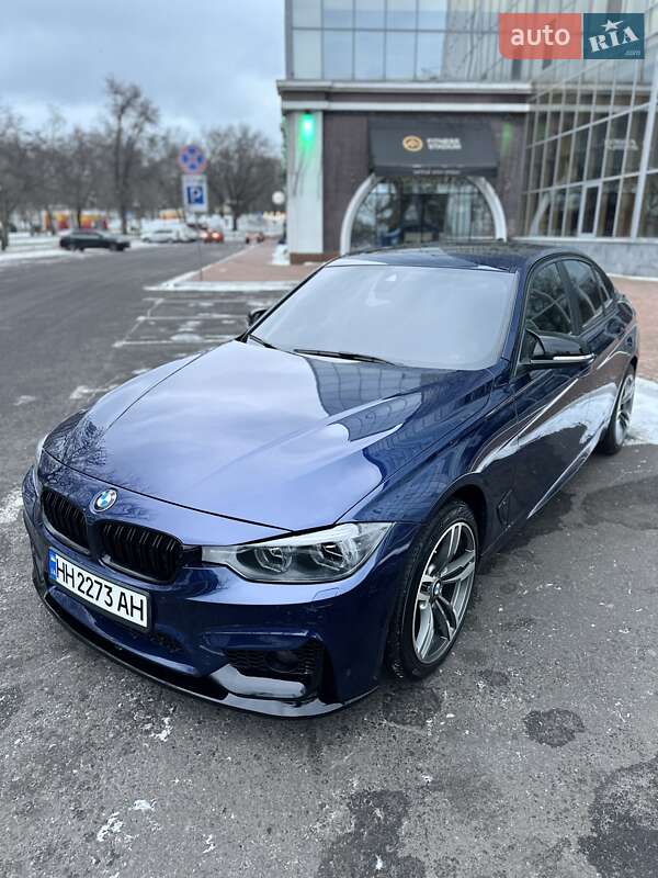 Седан BMW 3 Series 2015 в Одессе