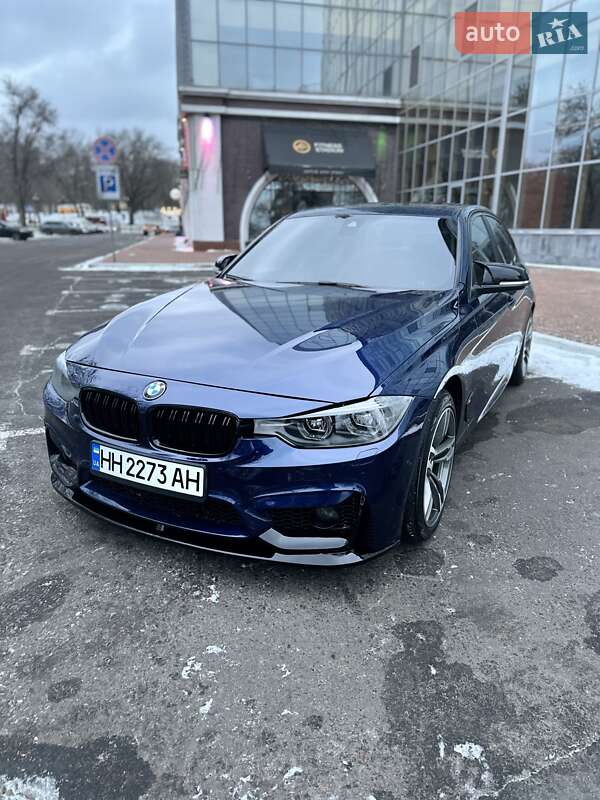 Седан BMW 3 Series 2015 в Одессе