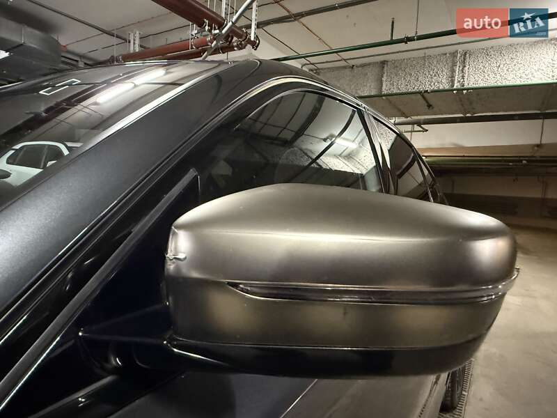 Седан BMW 3 Series 2019 в Киеве