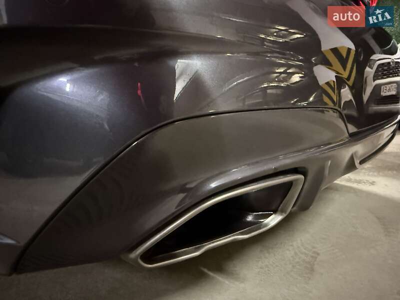 Седан BMW 3 Series 2019 в Киеве