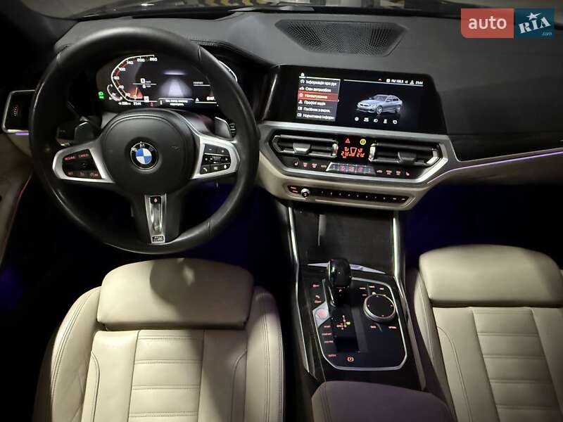 Седан BMW 3 Series 2019 в Киеве