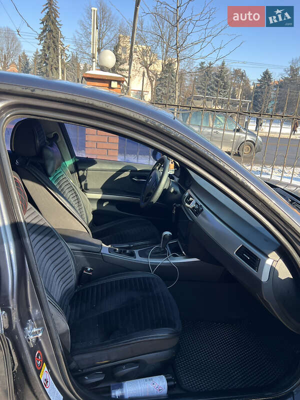 Седан BMW 3 Series 2005 в Виннице