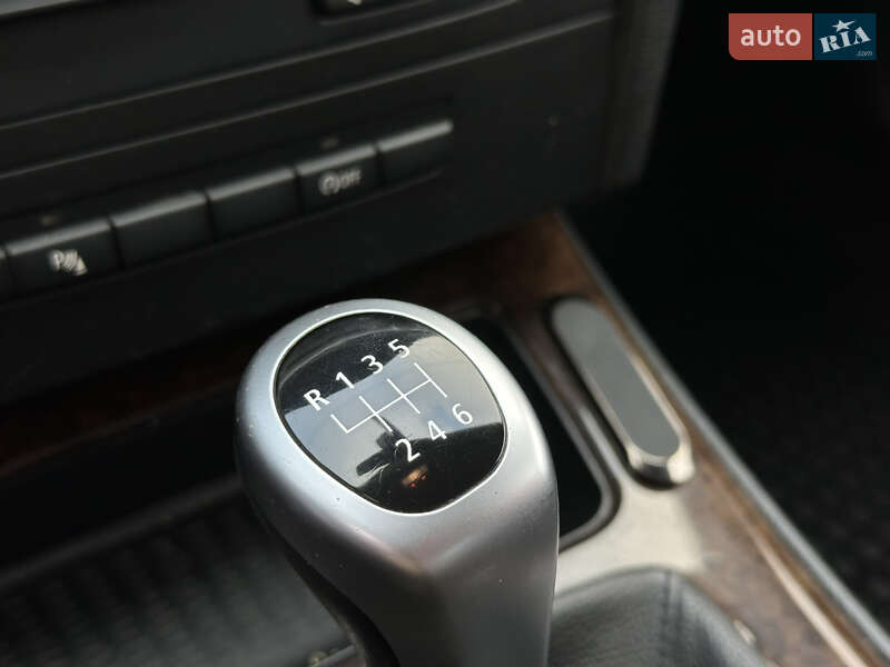 Седан BMW 3 Series 2009 в Яворове