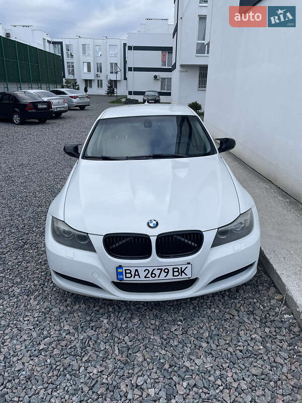 Универсал BMW 3 Series 2010 в Киеве