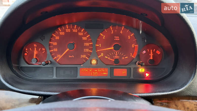 Седан BMW 3 Series 2000 в Каменском