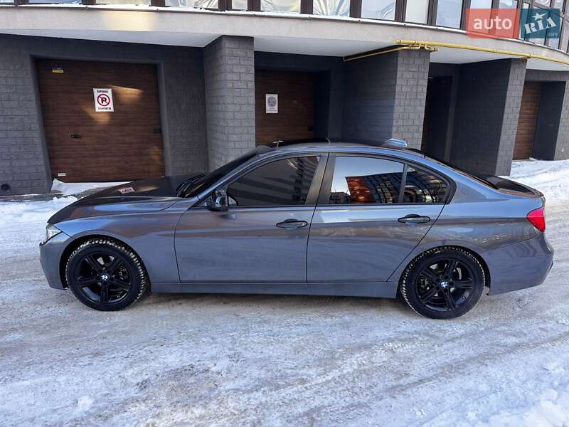 Седан BMW 3 Series 2014 в Ивано-Франковске