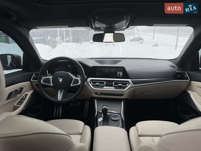 Седан BMW 3 Series 2021 в Львове