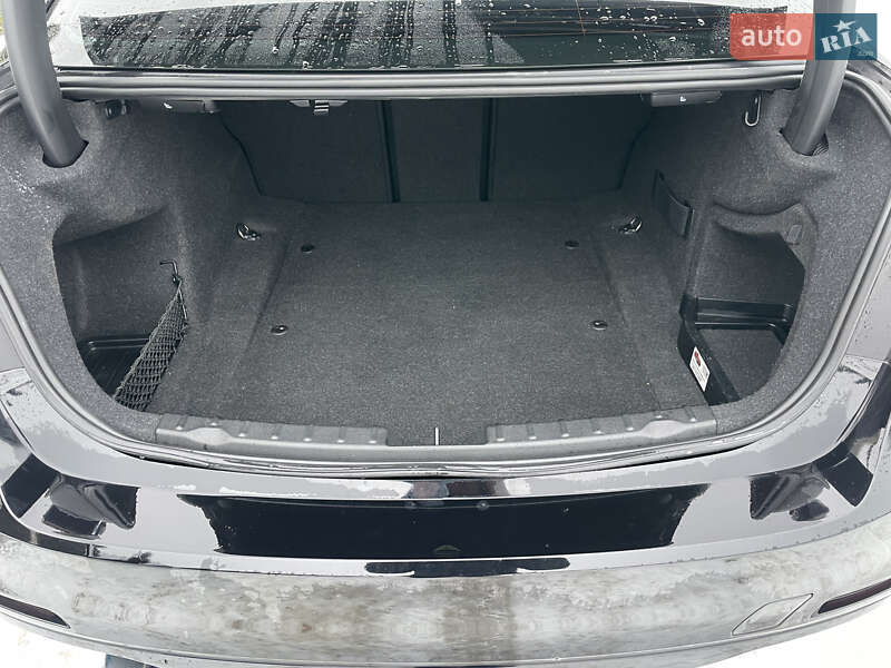 Седан BMW 3 Series 2012 в Богородчанах фото 20 Седан BMW 3 Series 2012 в Богородчанах