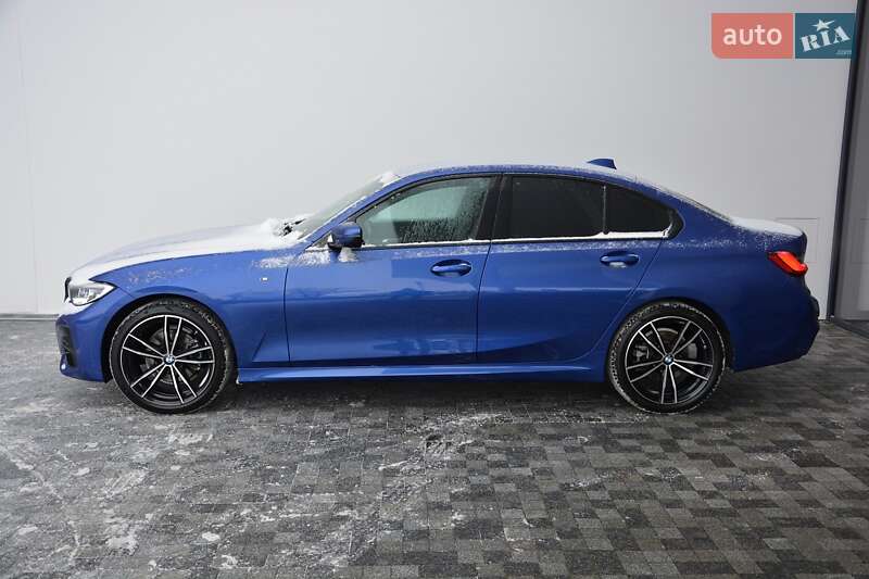 Седан BMW 3 Series 2022 в Киеве