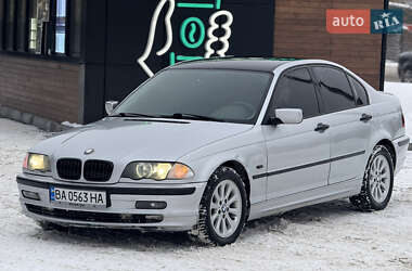 Седан BMW 3 Series 2000 в Звягелі