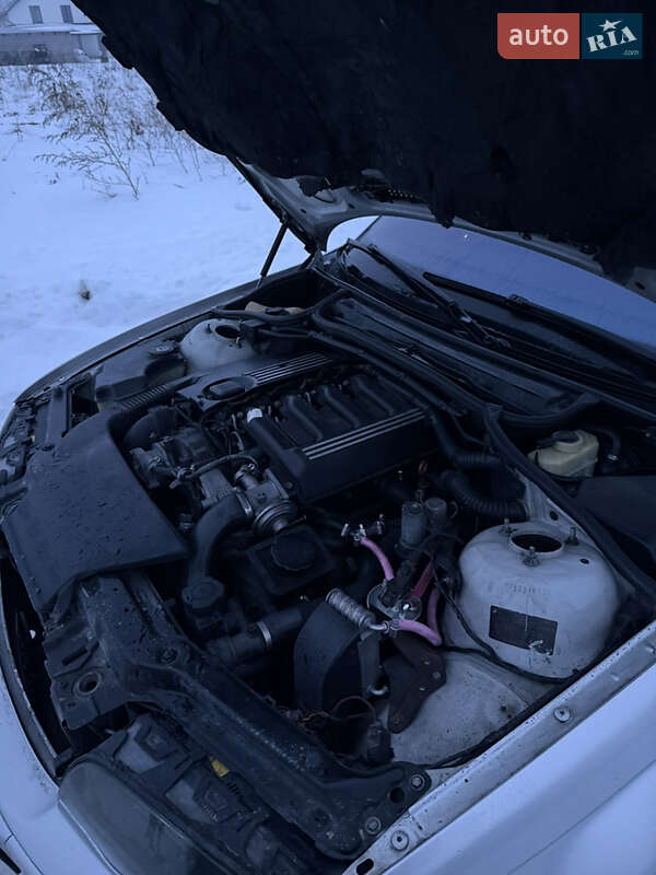 Седан BMW 3 Series 2001 в Ровно фото 14 Седан BMW 3 Series 2001 в Ровно