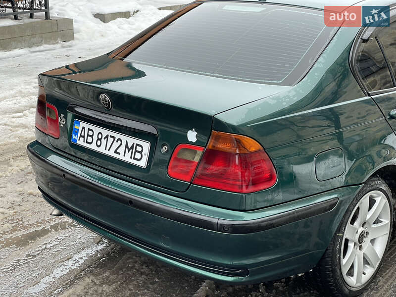 Седан BMW 3 Series 1998 в Корце