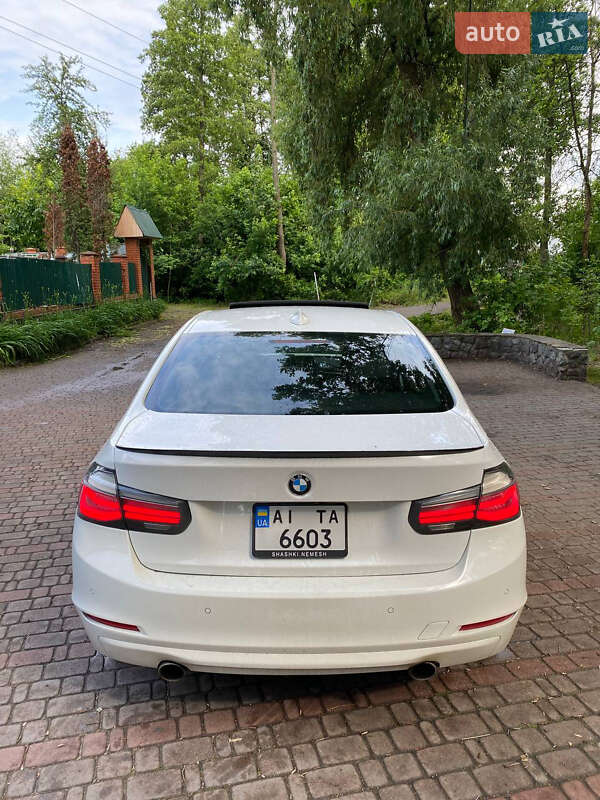 Седан BMW 3 Series 2014 в Буче