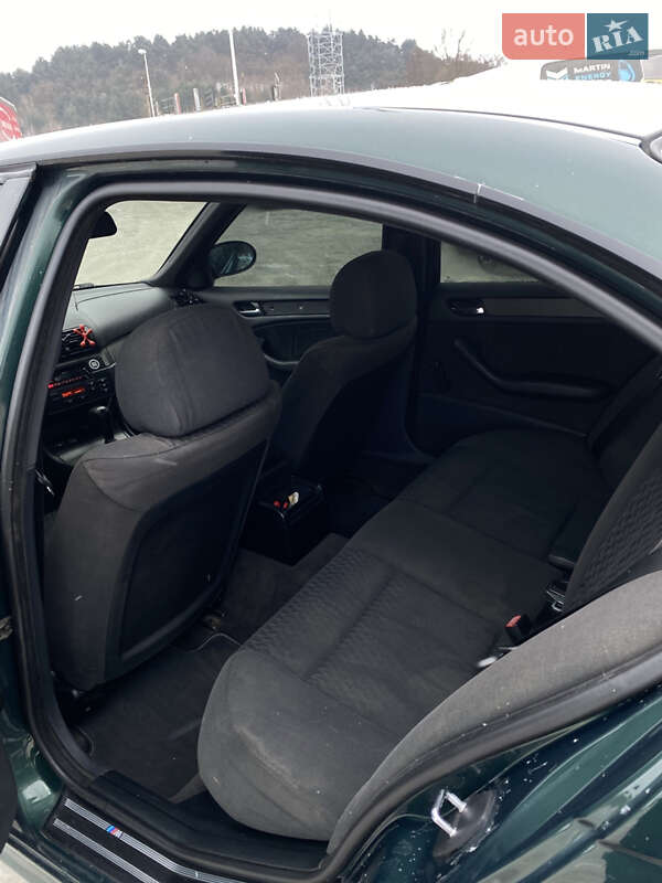 Седан BMW 3 Series 2000 в Львове