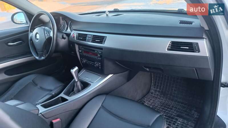 Универсал BMW 3 Series 2005 в Сарнах фото 59 Универсал BMW 3 Series 2005 в Сарнах