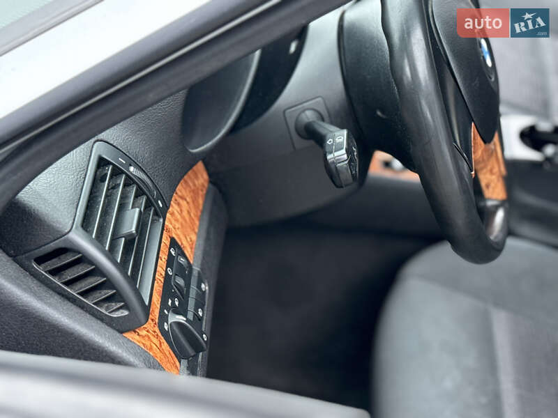 Седан BMW 3 Series 2004 в Тернополе