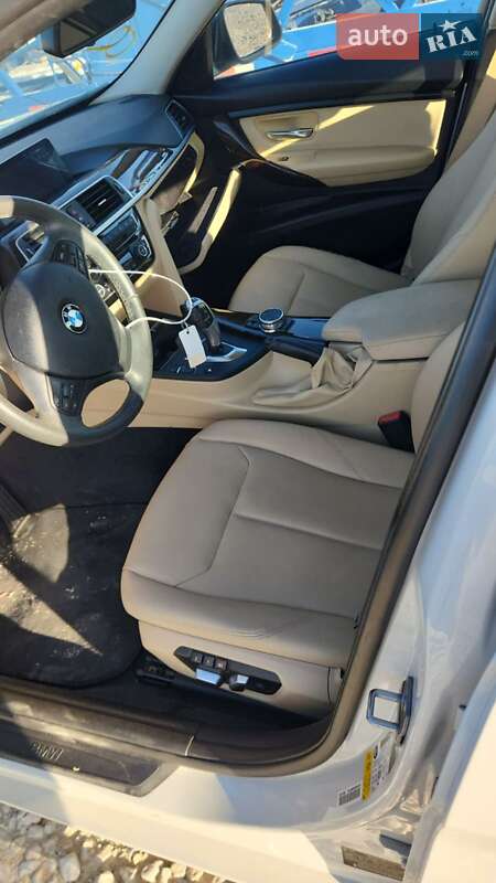 Седан BMW 3 Series 2017 в Днепре