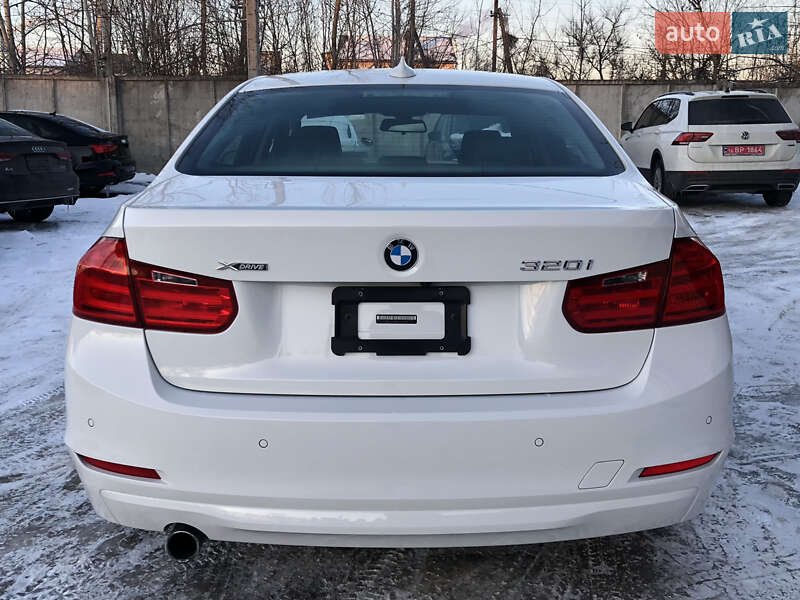 Седан BMW 3 Series 2014 в Ирпене