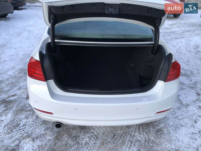 Седан BMW 3 Series 2014 в Ирпене