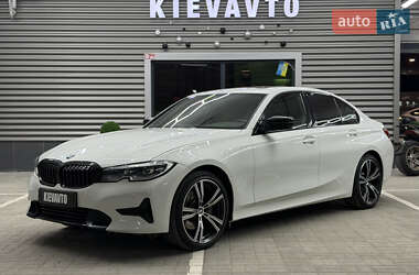 Седан BMW 3 Series 2021 в Киеве