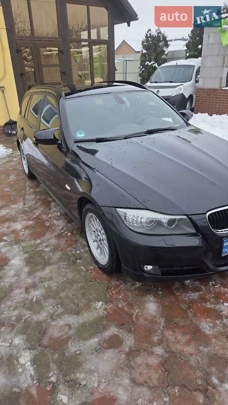Универсал BMW 3 Series 2011 в Черновцах