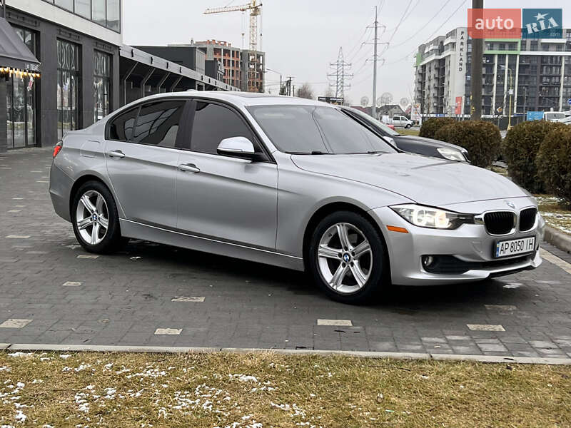 Седан BMW 3 Series 2013 в Ужгороде