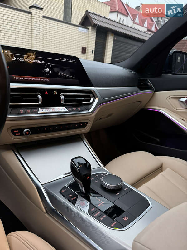 Седан BMW 3 Series 2021 в Киеве