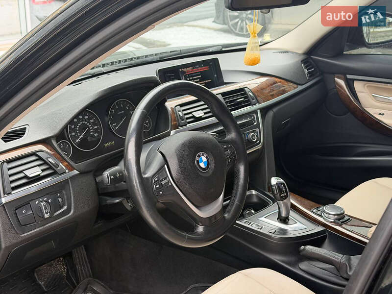 Седан BMW 3 Series 2014 в Одессе