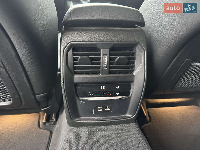 Седан BMW 3 Series 2021 в Луцке