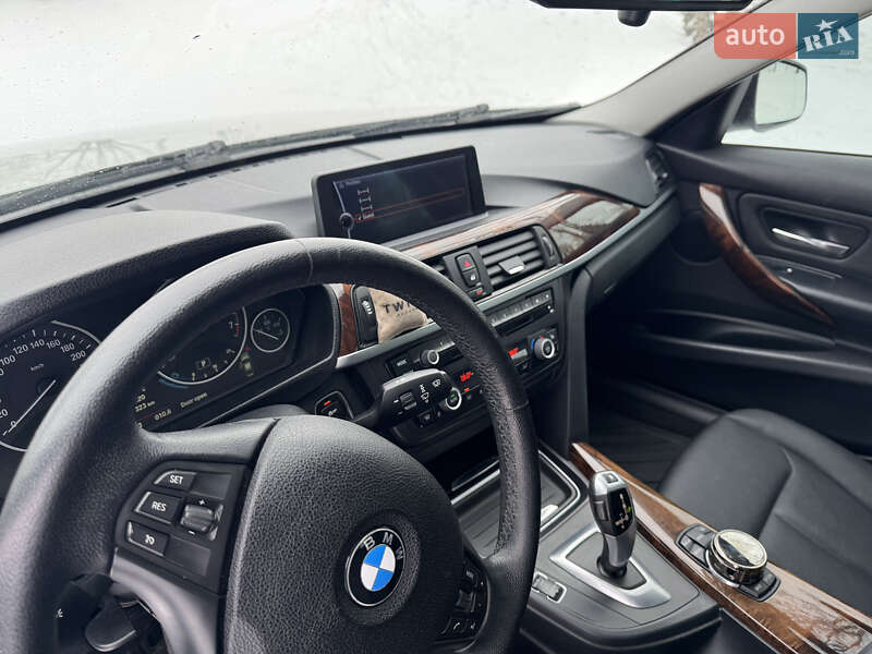 Седан BMW 3 Series 2012 в Киеве фото 25 Седан BMW 3 Series 2012 в Киеве