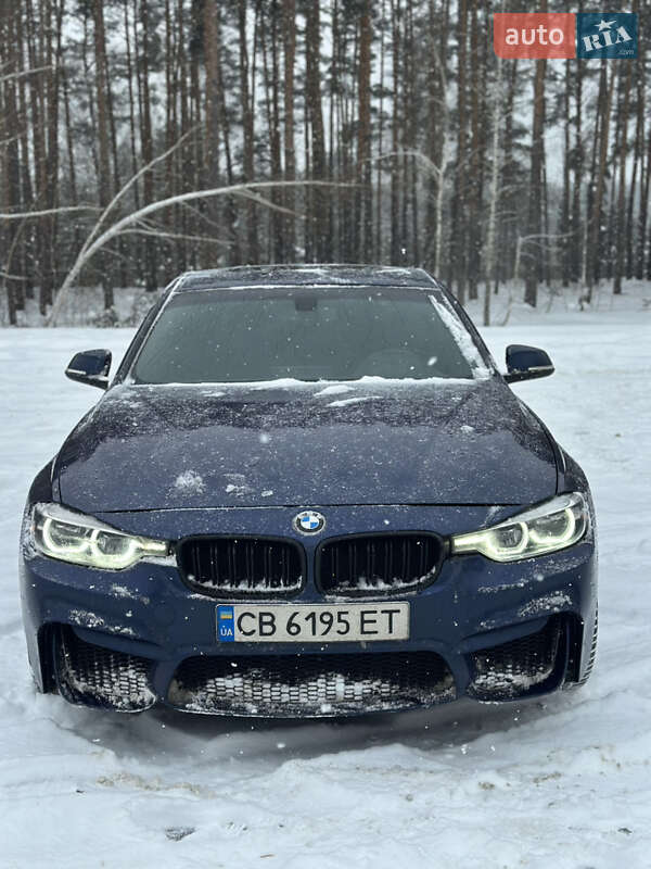 Седан BMW 3 Series 2018 в Киеве