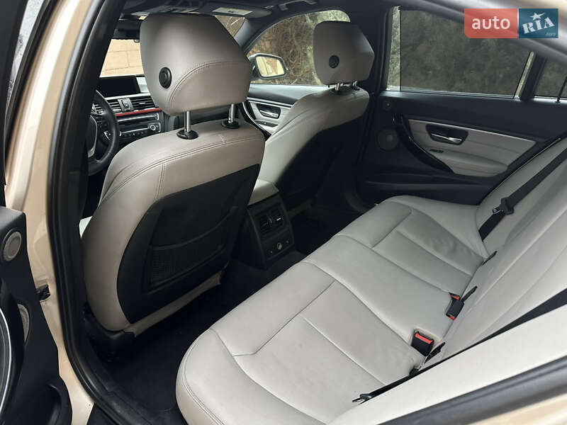 Седан BMW 3 Series 2013 в Одессе