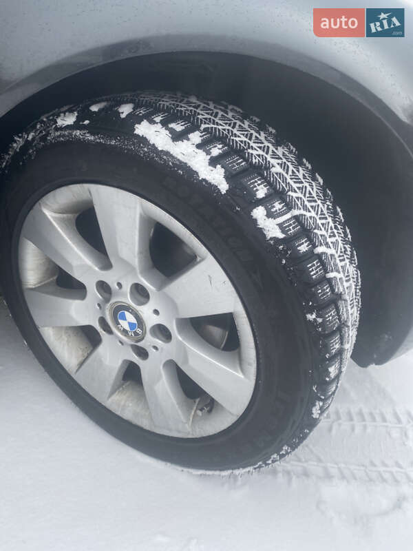 Седан BMW 3 Series 2004 в Шацке