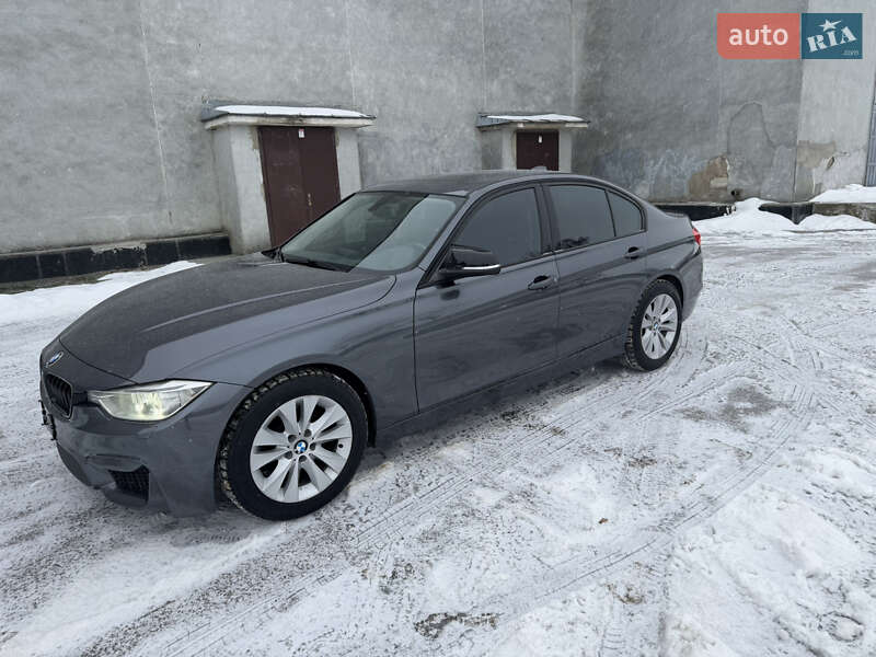 Седан BMW 3 Series 2013 в Ровно