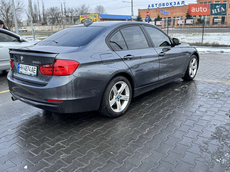 Седан BMW 3 Series 2013 в Николаеве