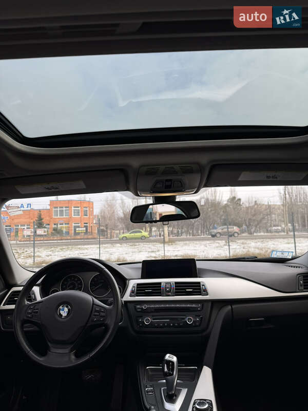Седан BMW 3 Series 2013 в Николаеве
