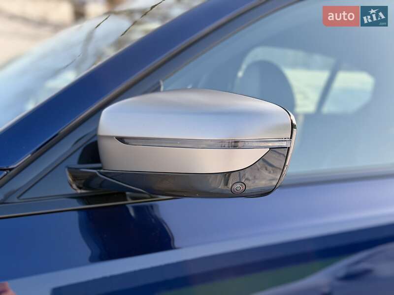 Седан BMW 3 Series 2021 в Киеве