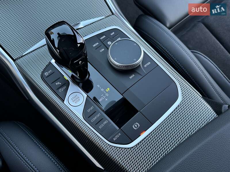 Седан BMW 3 Series 2021 в Киеве