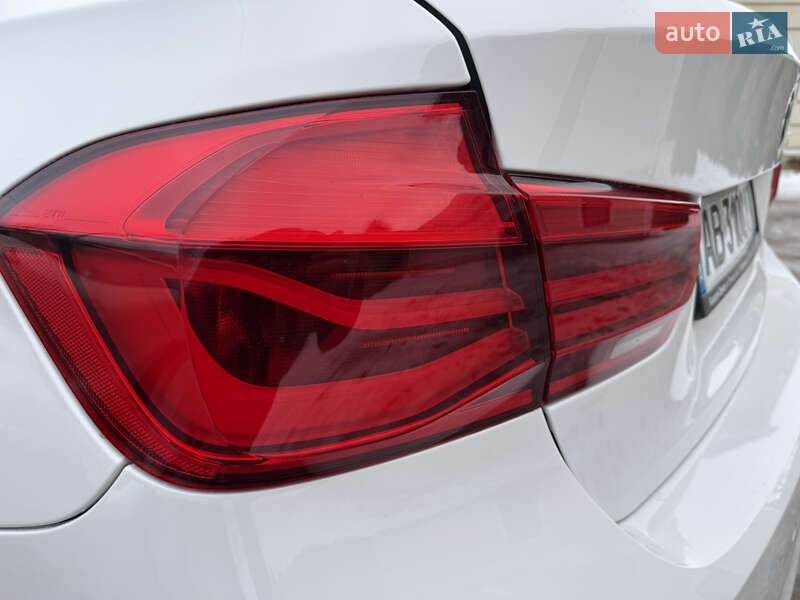 Седан BMW 3 Series 2017 в Могилев-Подольске