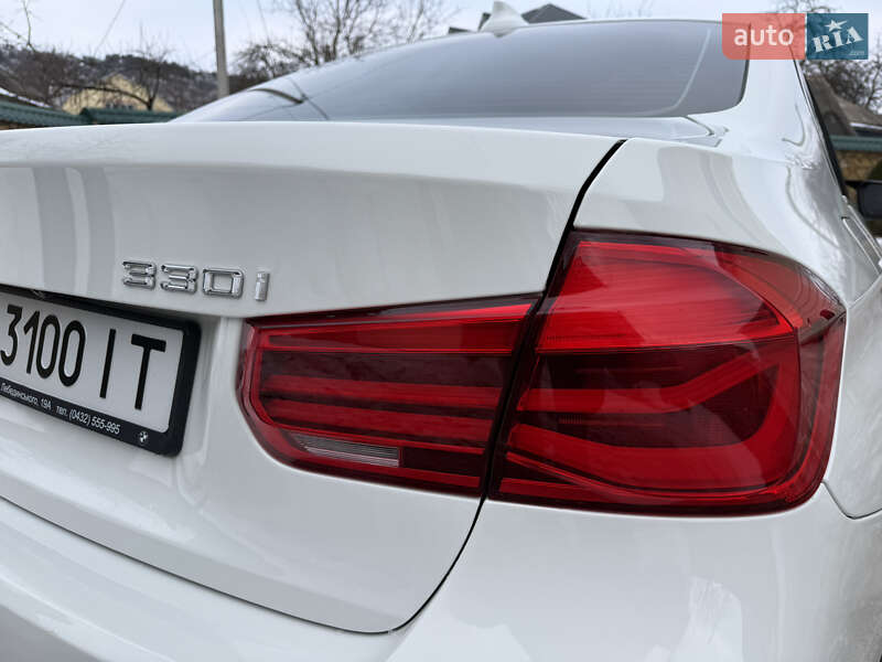 Седан BMW 3 Series 2017 в Могилев-Подольске