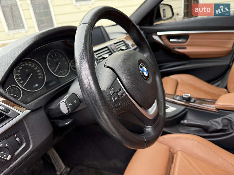 Седан BMW 3 Series 2017 в Могилев-Подольске