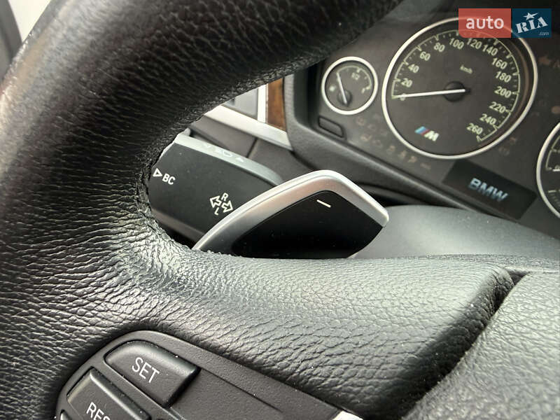 Седан BMW 3 Series 2017 в Могилев-Подольске