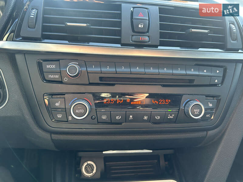 Седан BMW 3 Series 2015 в Полтаве