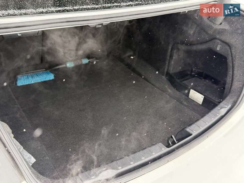 Седан BMW 3 Series 2018 в Киеве фото 21 Седан BMW 3 Series 2018 в Киеве