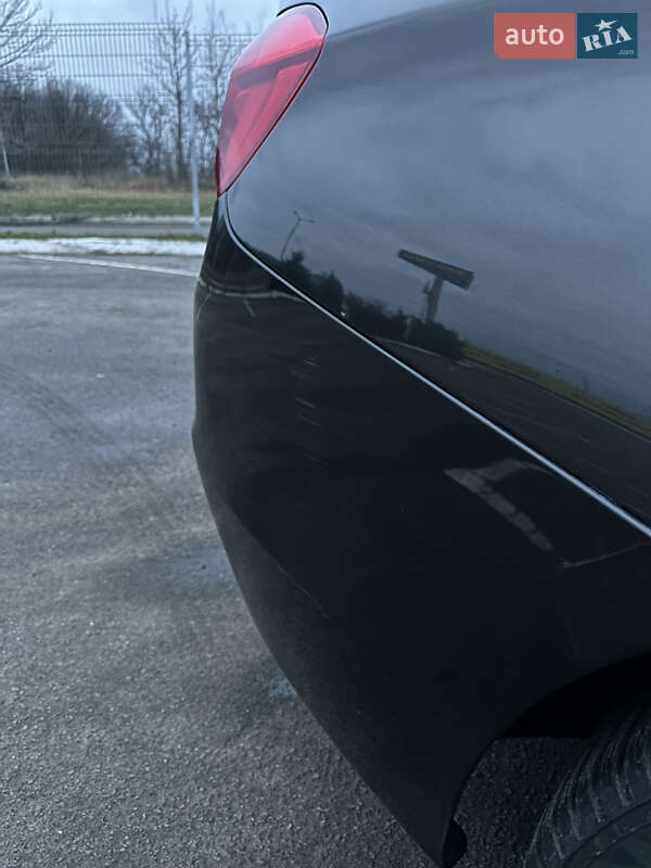 Седан BMW 3 Series 2016 в Полтаве