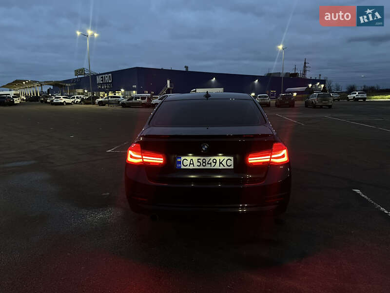 Седан BMW 3 Series 2016 в Полтаве