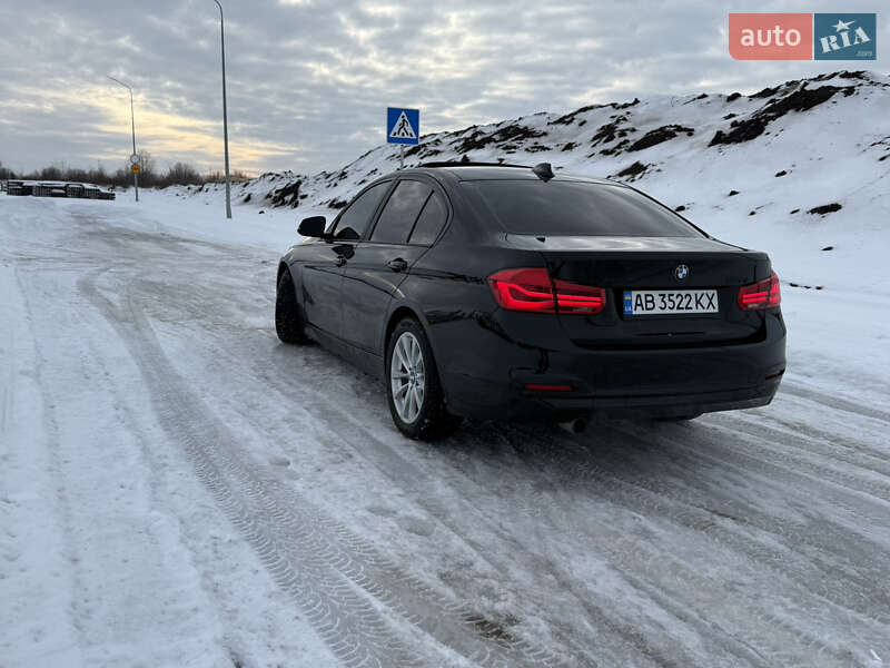 Седан BMW 3 Series 2016 в Виннице