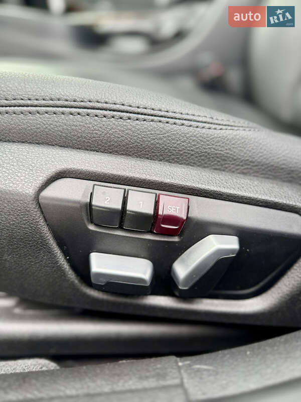 Седан BMW 3 Series 2016 в Виннице