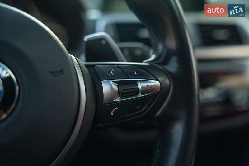 Седан BMW 3 Series 2017 в Черновцах